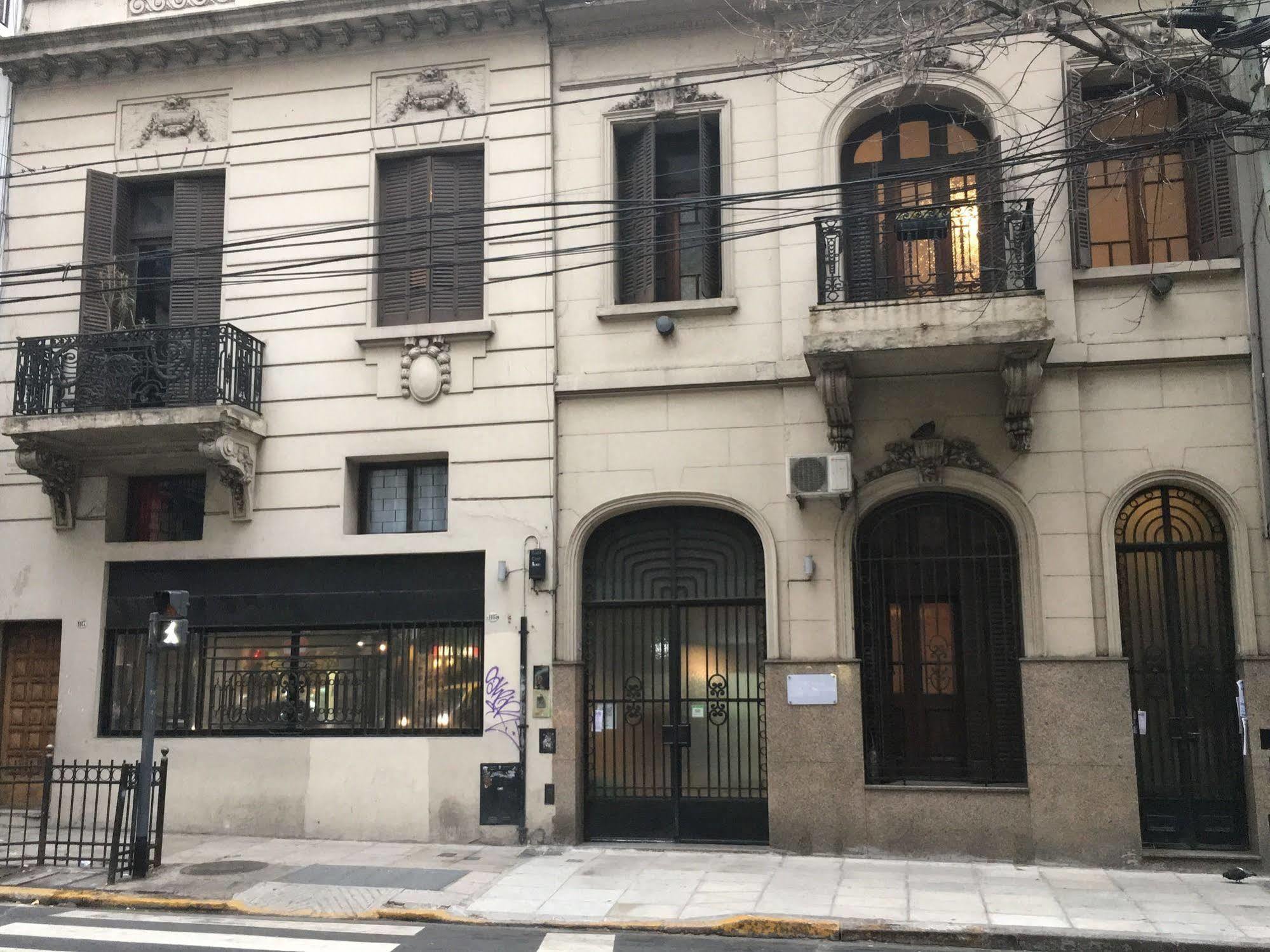 Petit Recoleta Hostel Buenos Aires Exterior foto